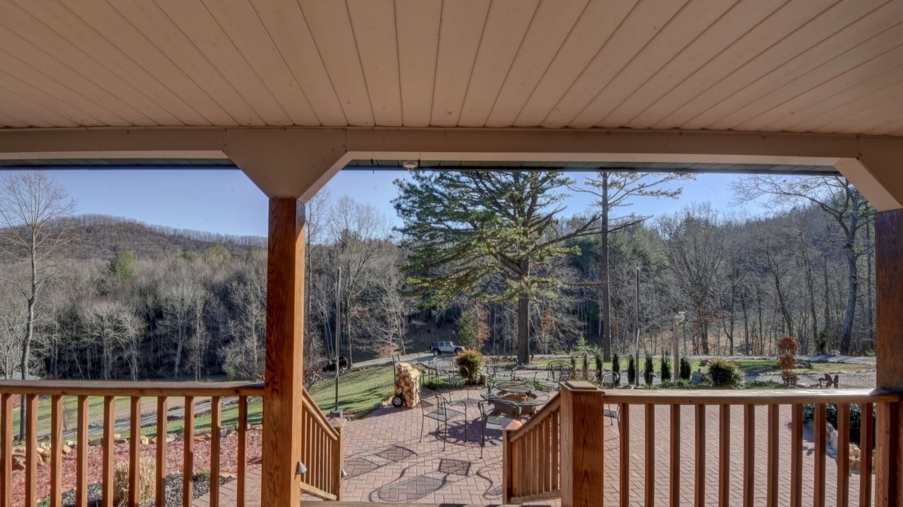 Photo of Outdoor in Hayesville