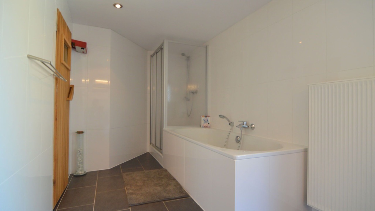 Photo of Bathroom in Bad Ems