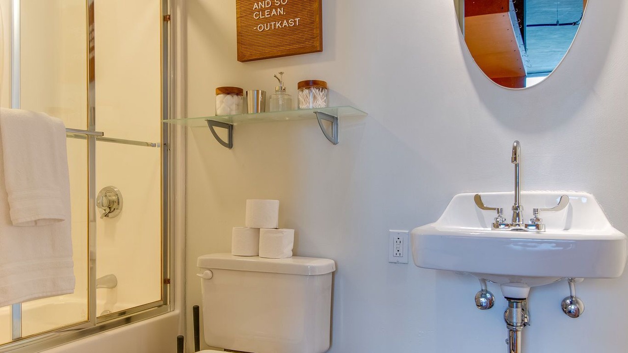 Photo of Bathroom in The Gulch