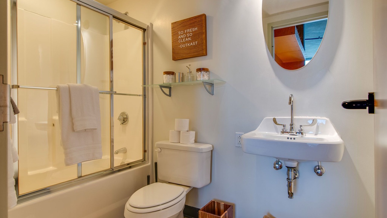 Photo of Bathroom in The Gulch