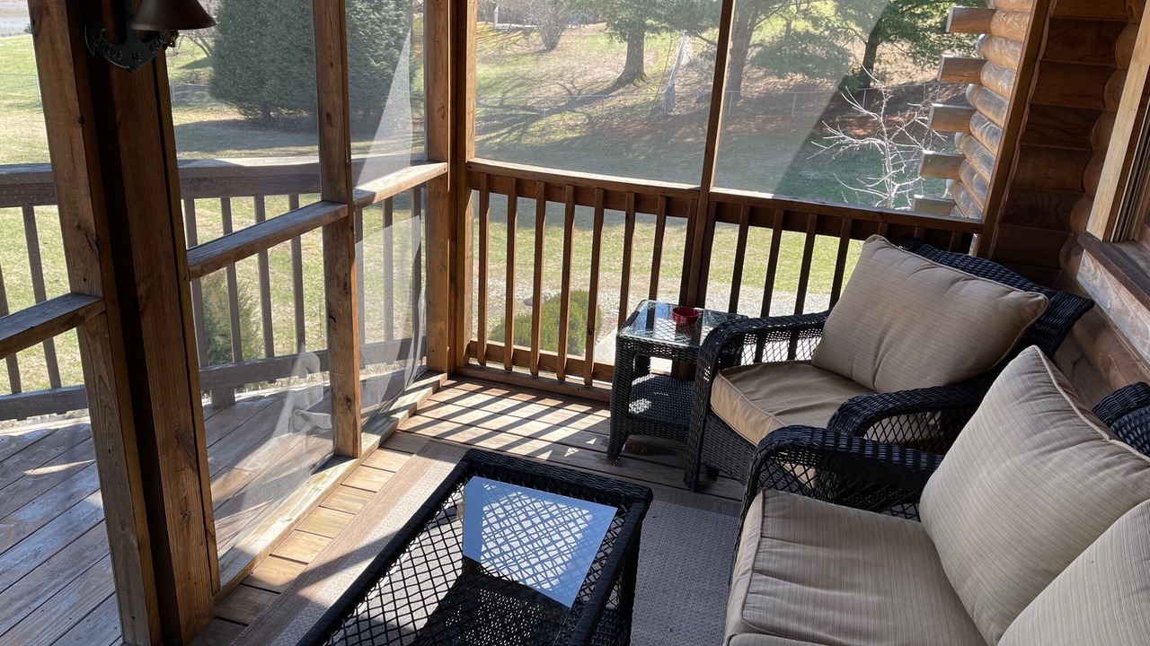 Photo of Livingroom in Draper