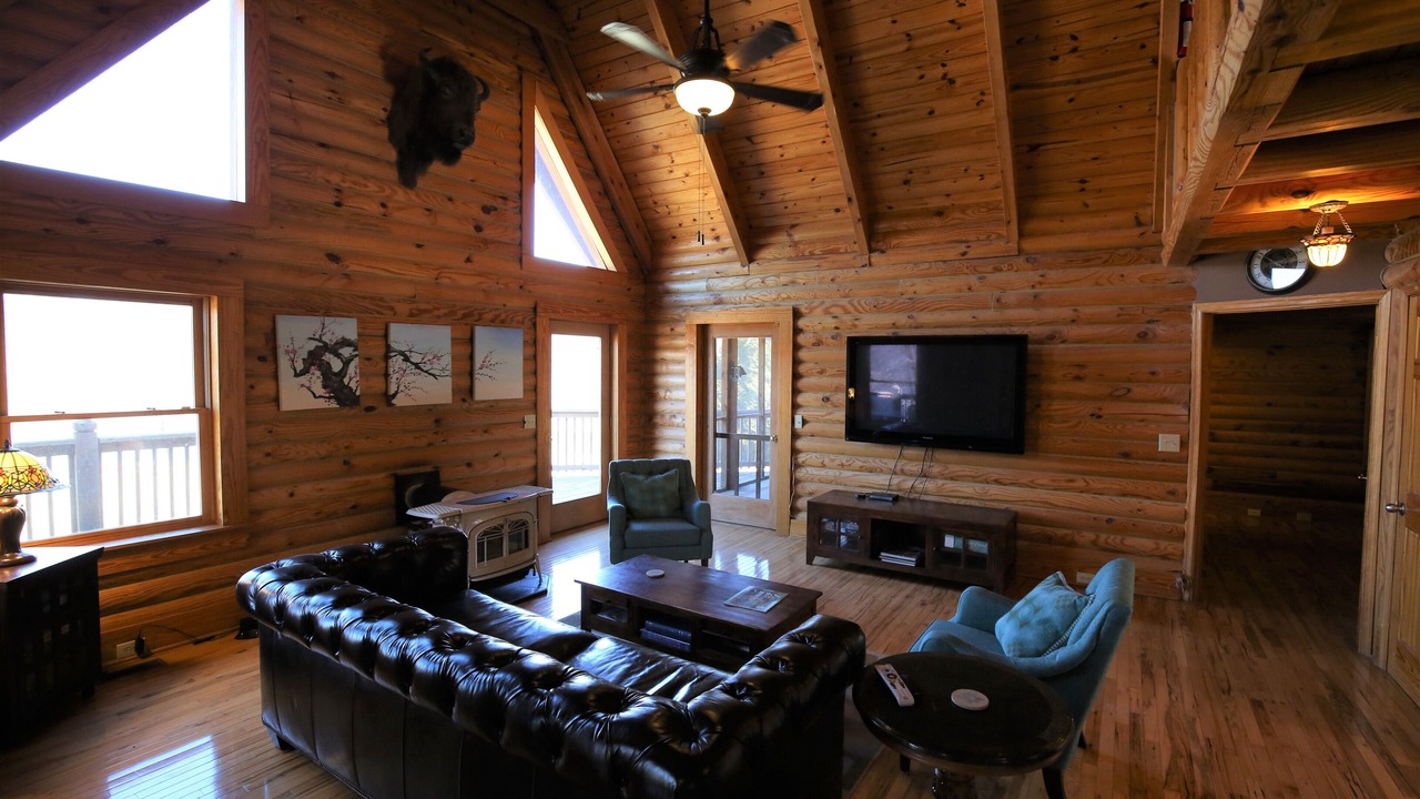 Photo of Livingroom in Draper