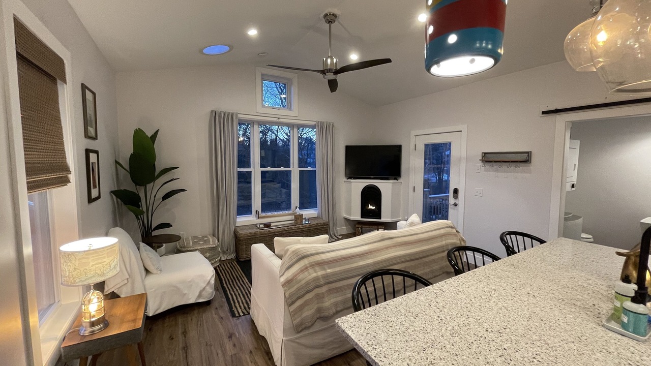Photo of Livingroom in Westerly