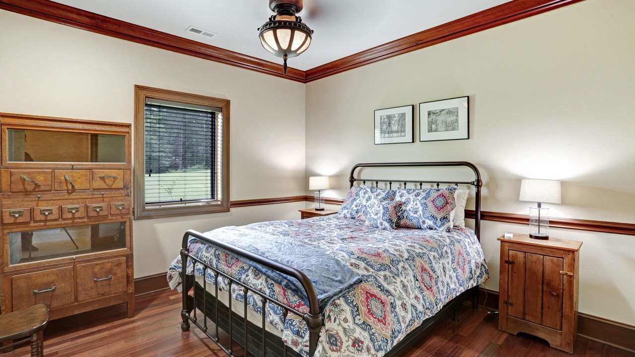 Photo of Bedroom in Hayesville
