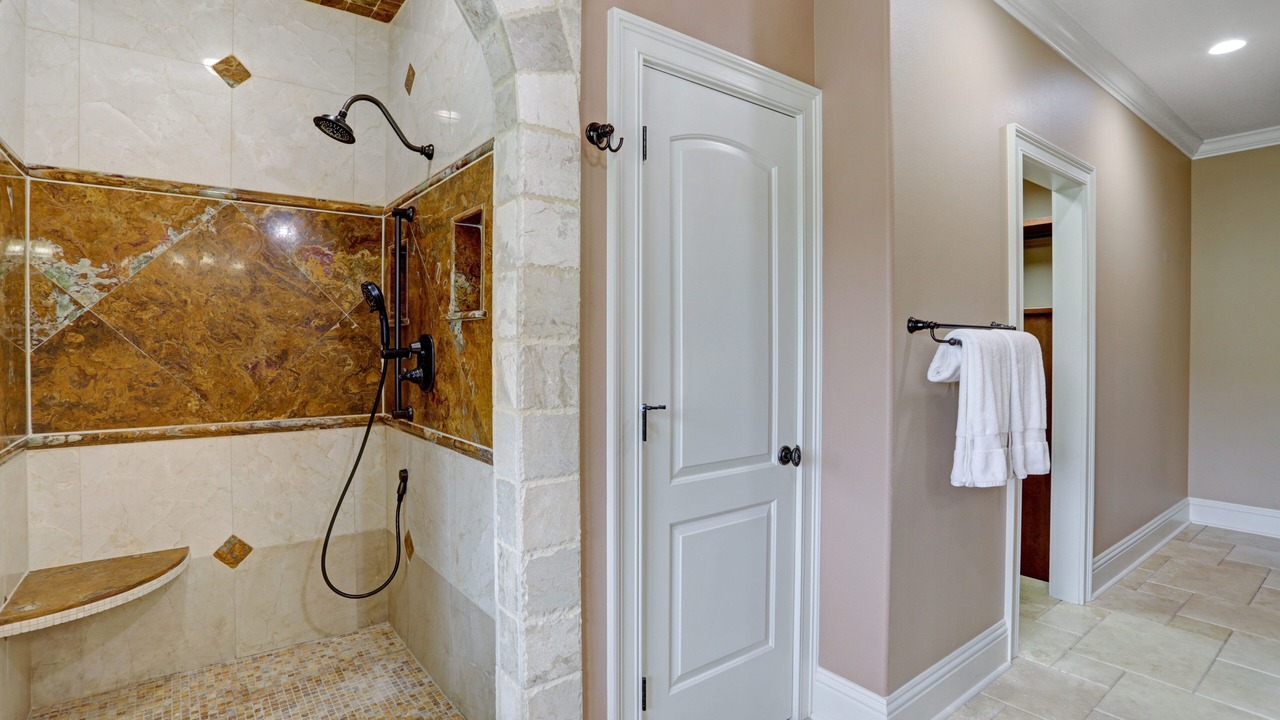 Photo of Bathroom in Hayesville