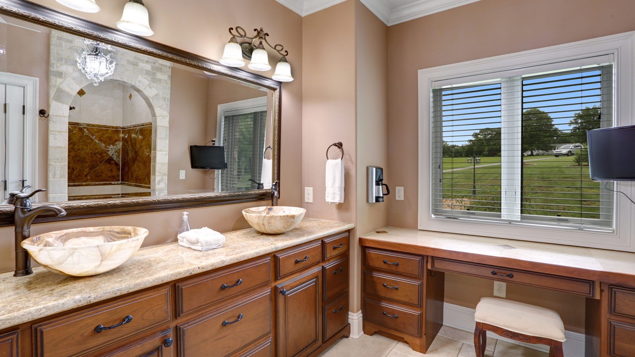 Photo of Bathroom in Hayesville