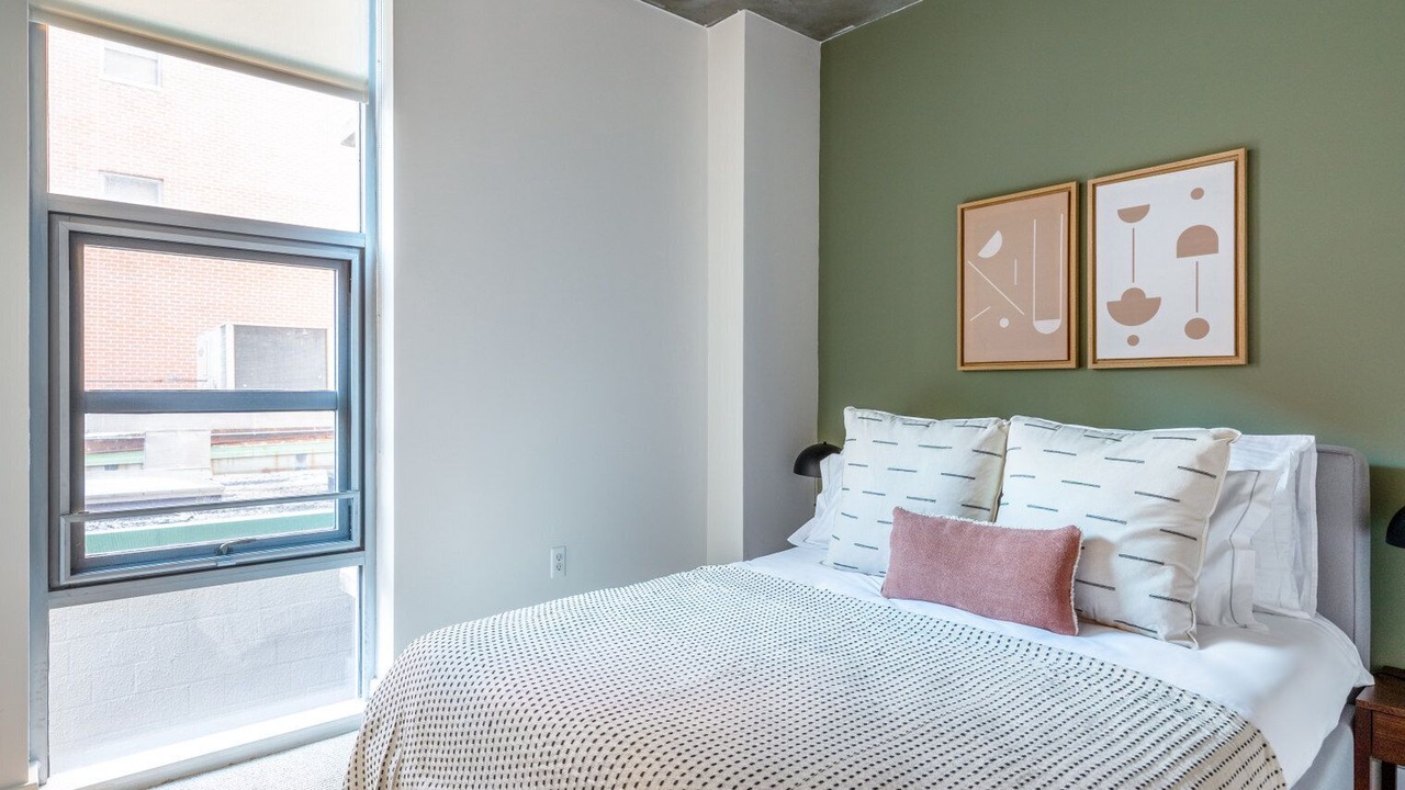Photo of Bedroom in Logan Circle