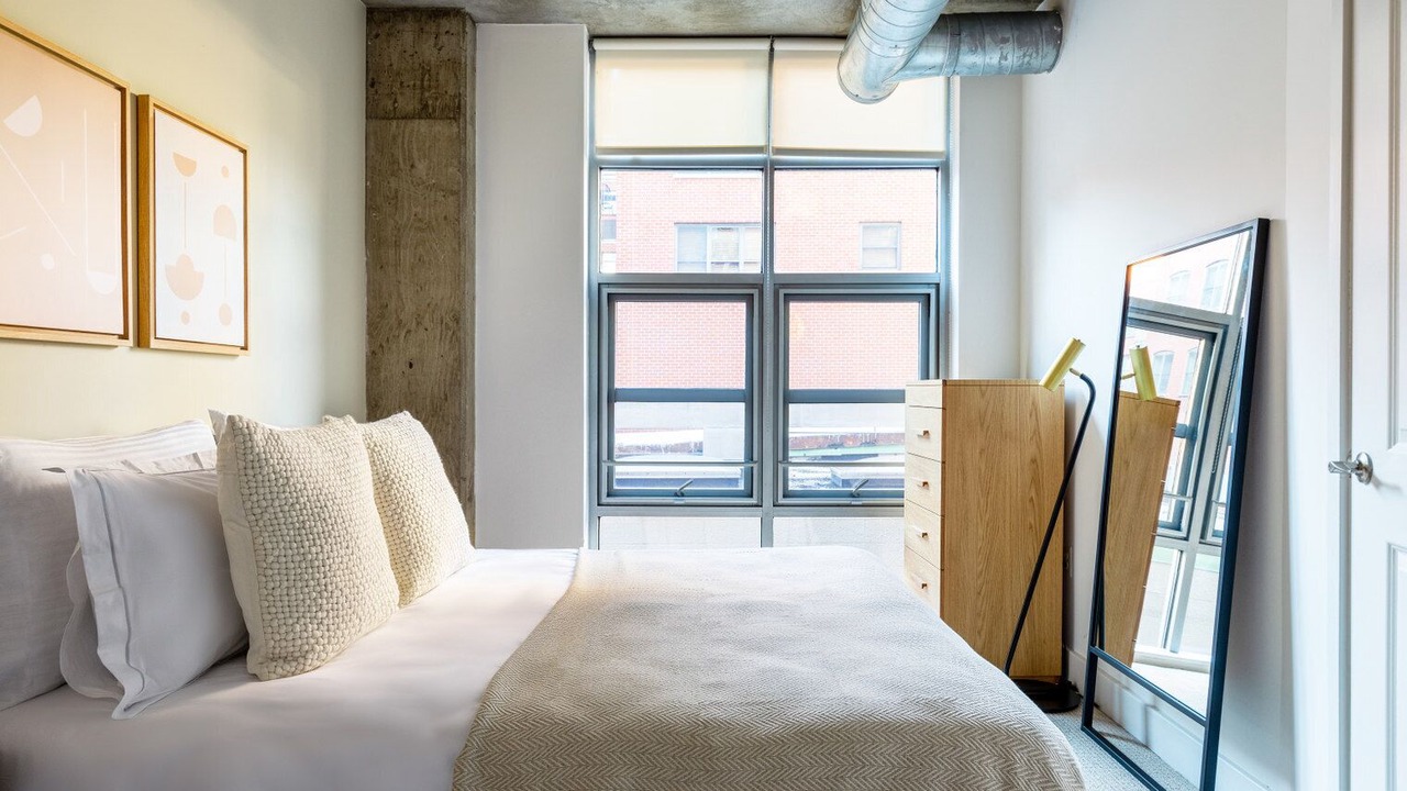 Photo of Bedroom in Logan Circle