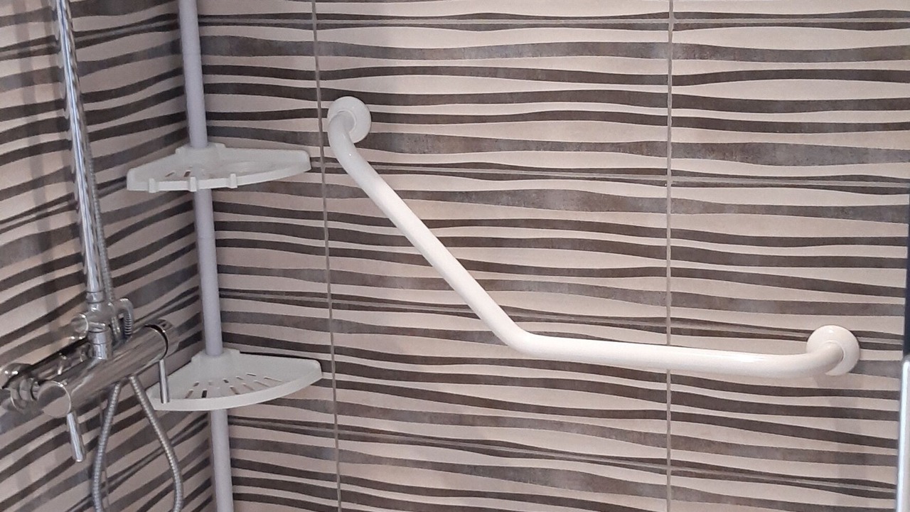 Photo of Bathroom in Mesnil-Val