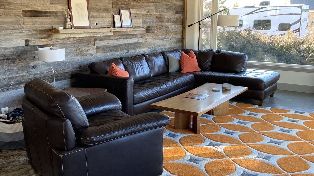 Photo of Livingroom in Monticello
