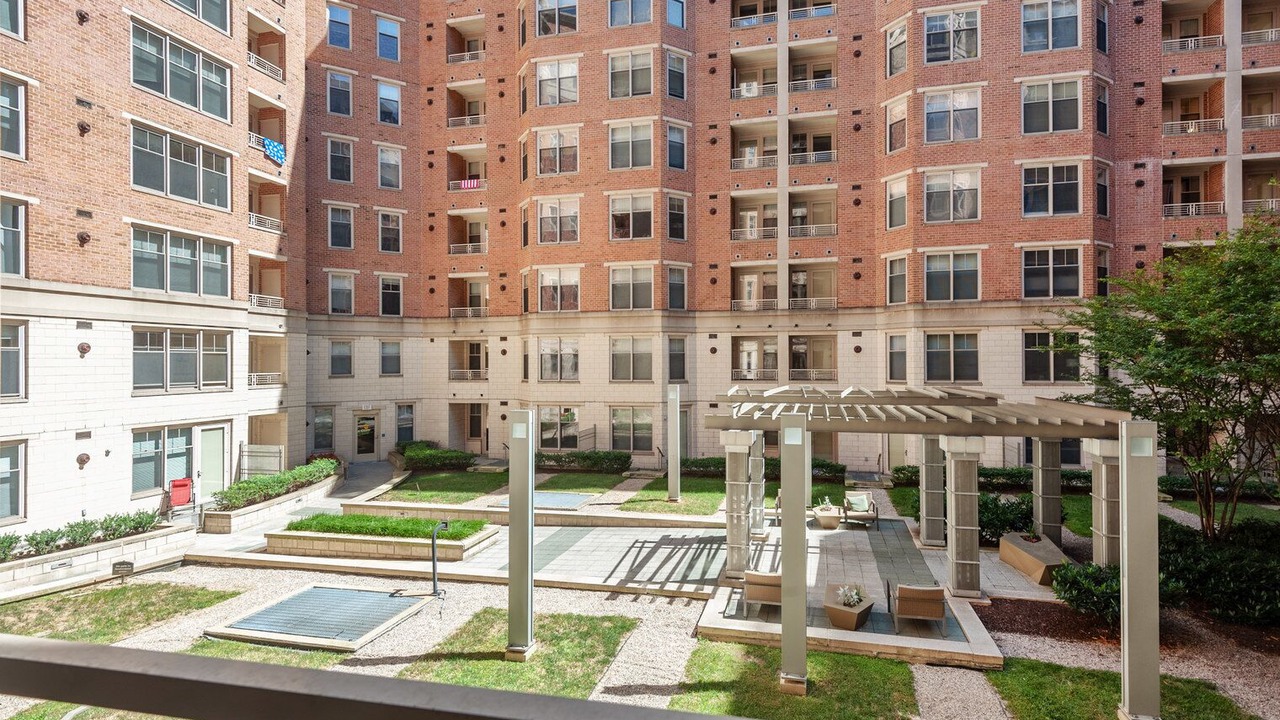 Photo of Outdoor in West End
