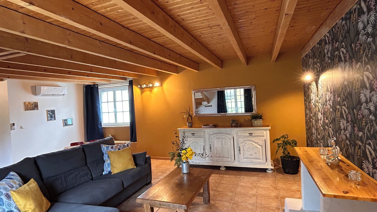 Photo of Livingroom in Saint-Caradec-Tregomel