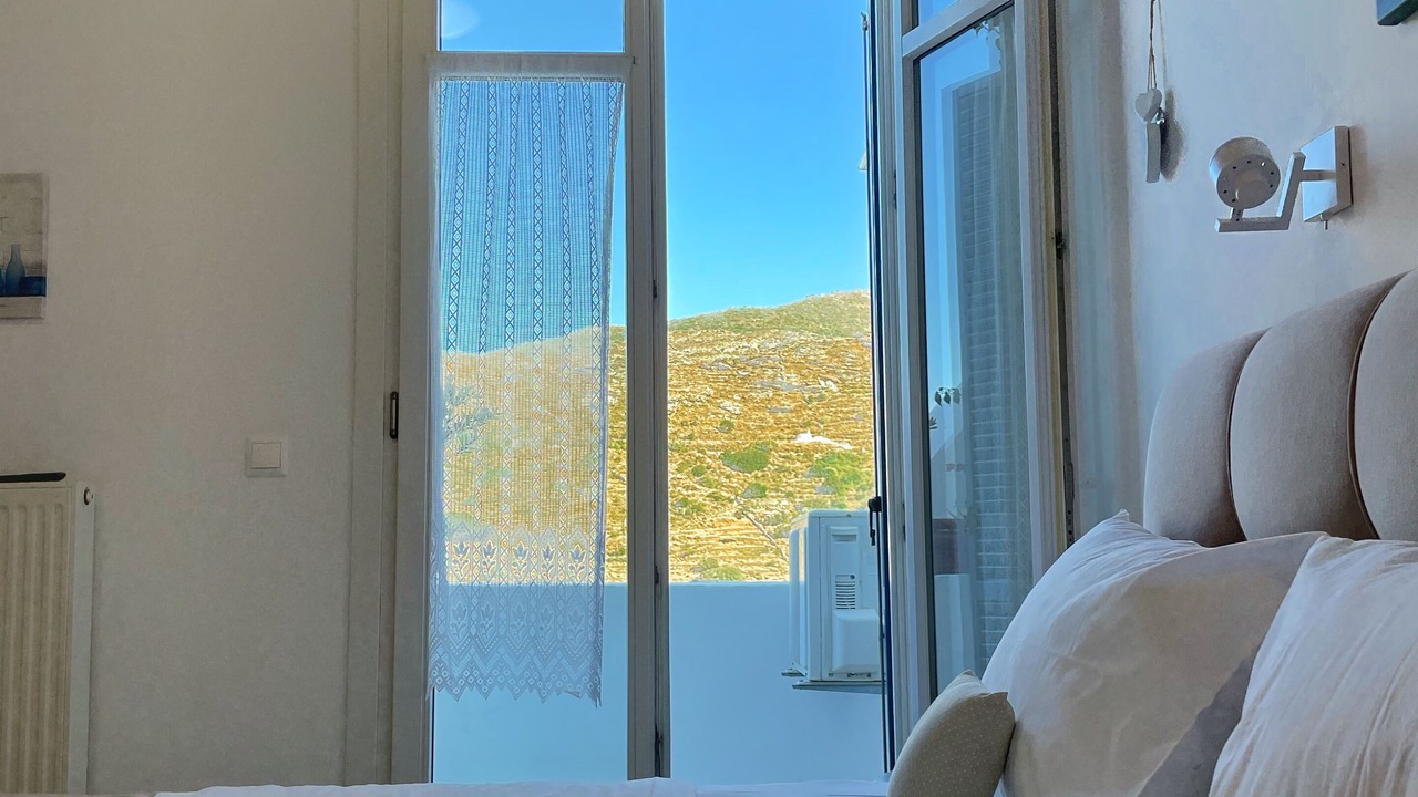 Photo of Bedroom in Paleopolis