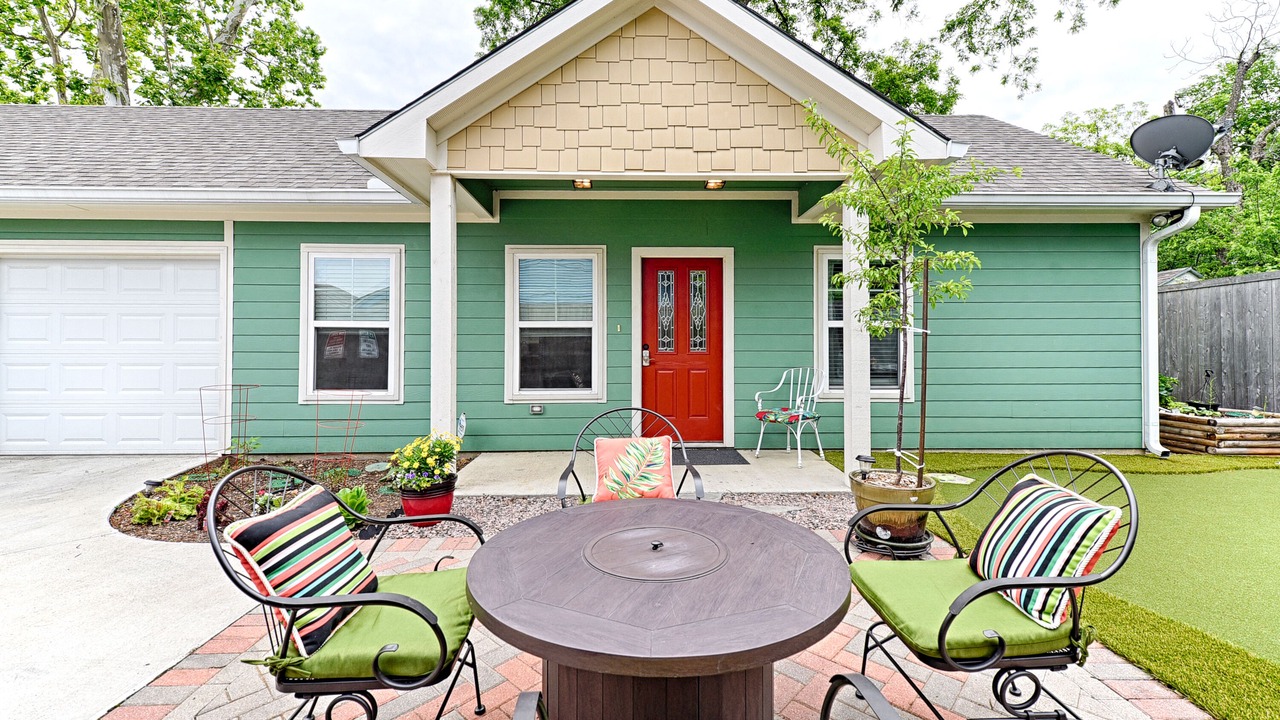Photo of Outdoor in Oak Cliff