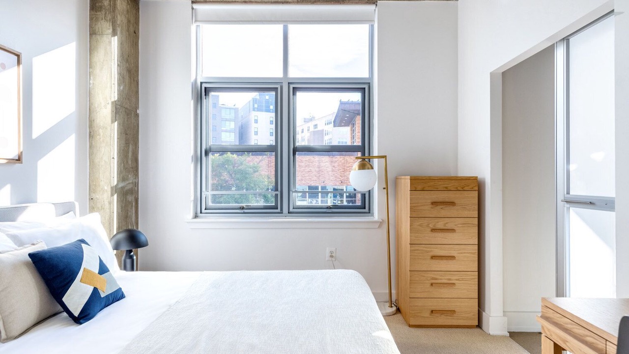 Photo of Bedroom in Logan Circle