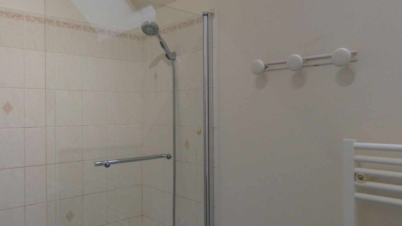 Photo of Bathroom in Trizay-Coutretot-Saint-Serge