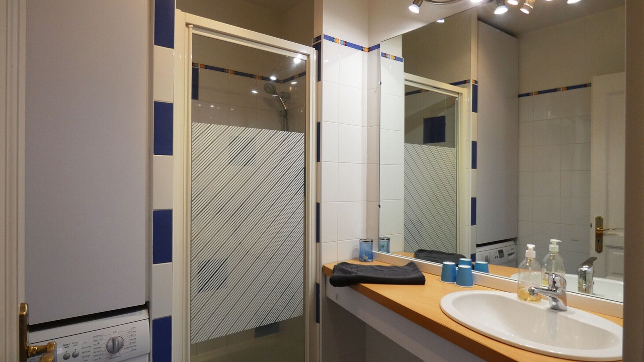 Photo of Bathroom in Le Boullay-Thierry