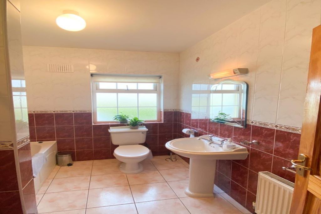 Photo of Bathroom in Banagher