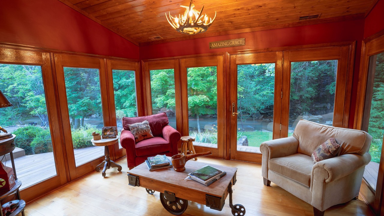 Photo of Livingroom in Goldbond