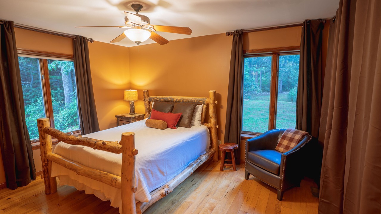 Photo of Bedroom in Goldbond