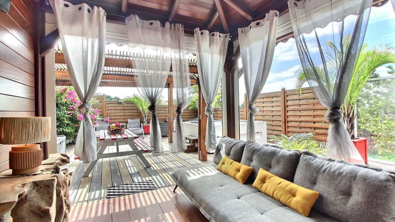 Photo of Livingroom in Vieux-Habitants