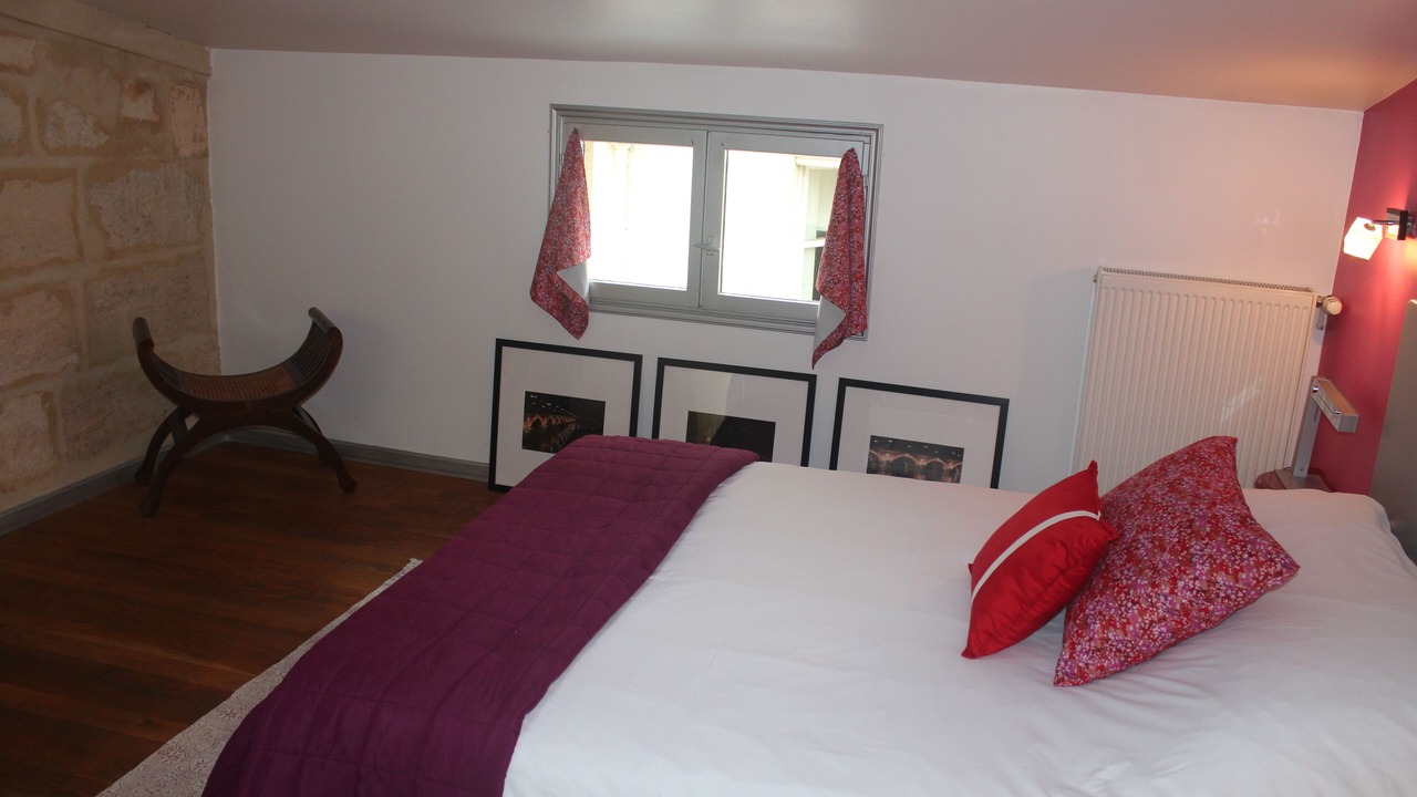 Photo of Bedroom in Hotel de Ville - Quinconces