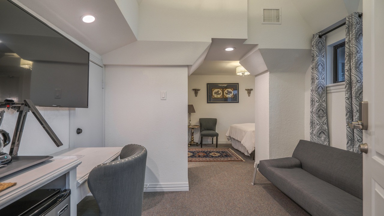 Photo of Bedroom in South Central Houston