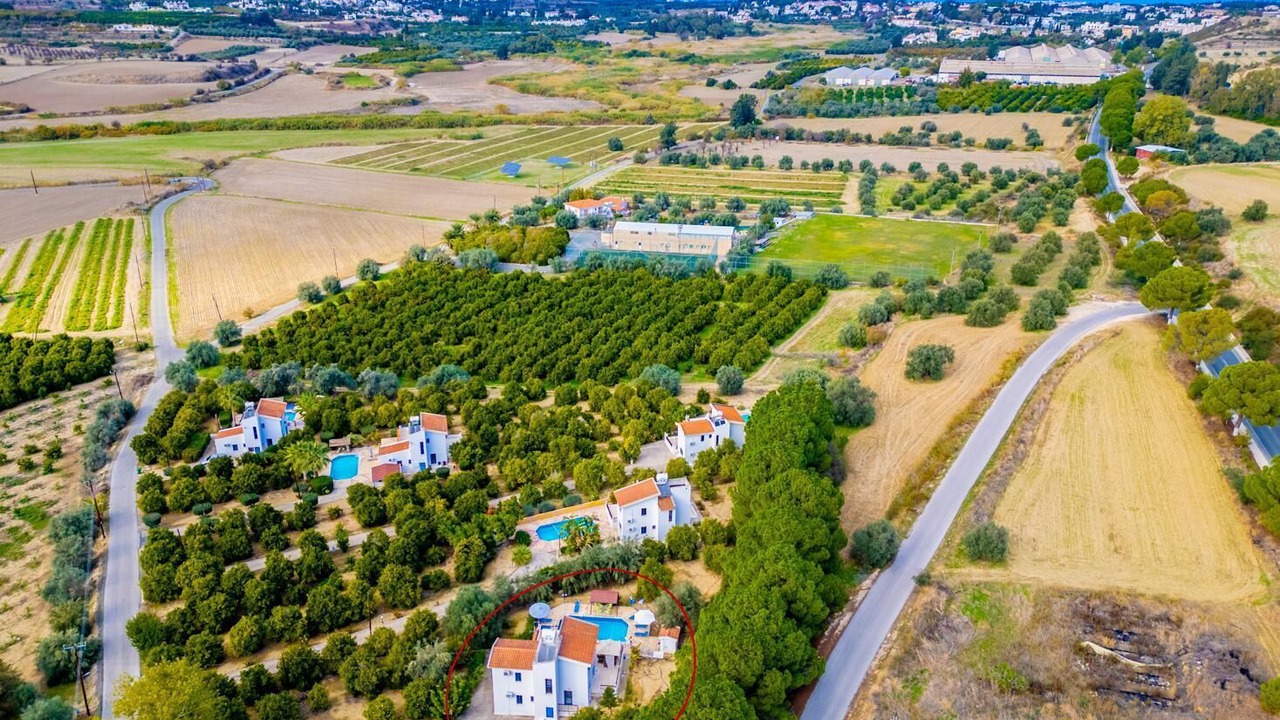 Photo of Outdoor in Polis