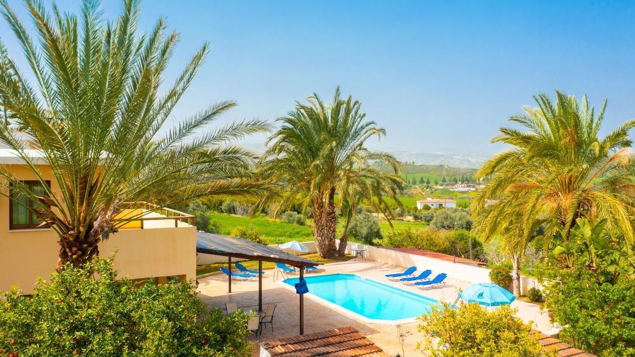 Photo of Outdoor in Polis