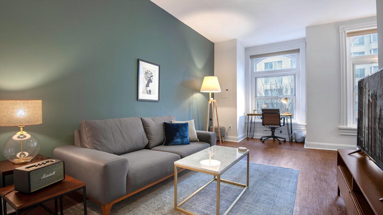 Photo of Livingroom in Dupont Circle