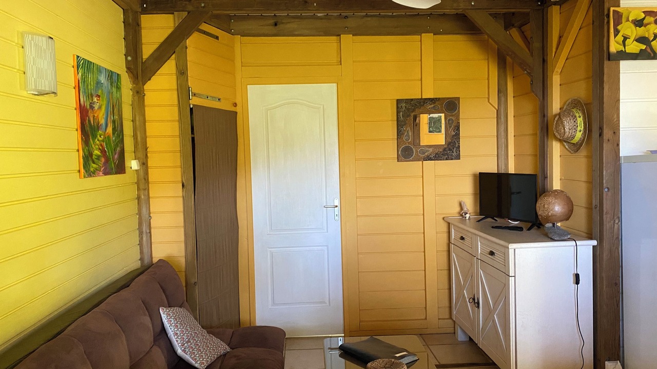 Photo of Livingroom in Vieux-Habitants