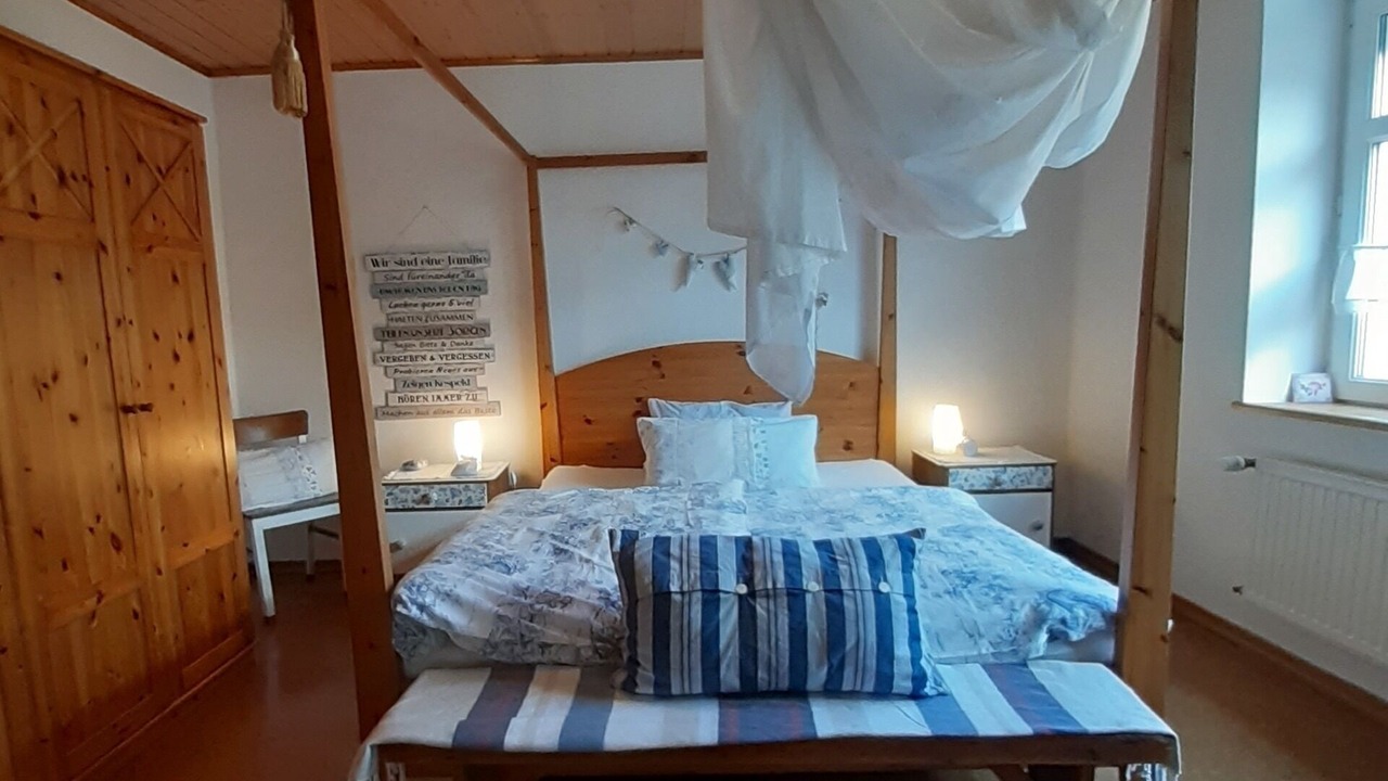Photo of Bedroom in Udler