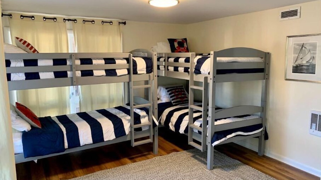 Photo of Bedroom in Harveys Lake