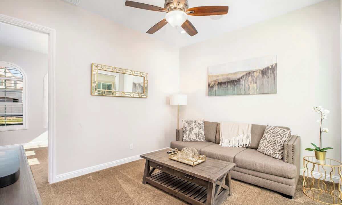 Photo of Livingroom in Ocotillo