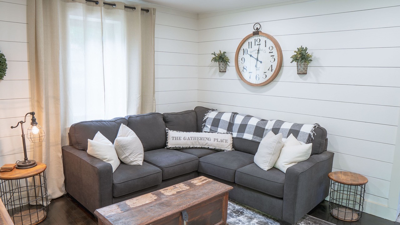 Photo of Livingroom in Goldbond