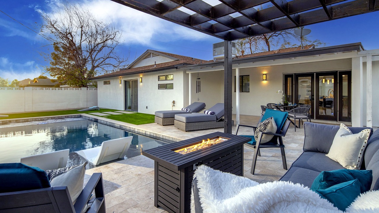 Photo of Outdoor in Scottsdale Estates Fifteen
