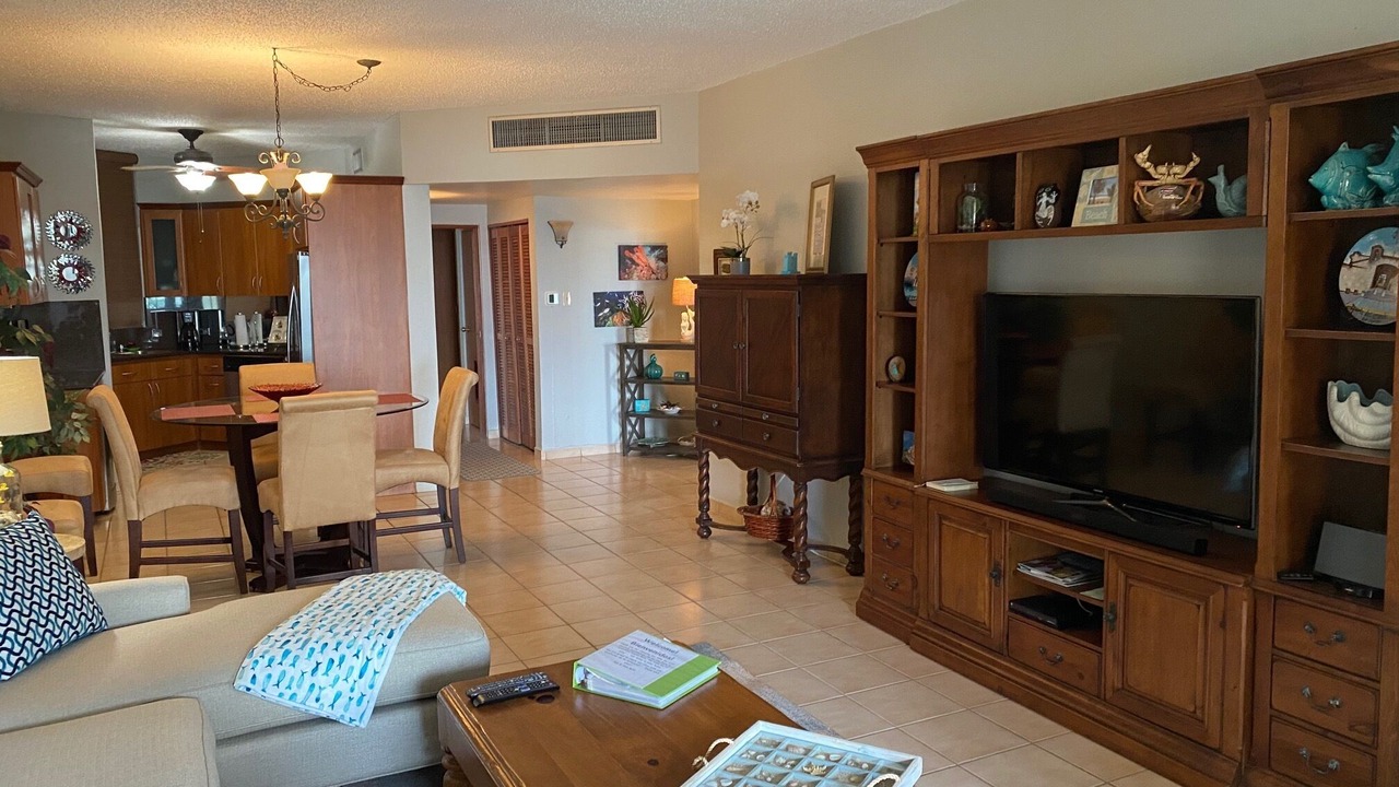 Photo of Livingroom in Candelero Abajo