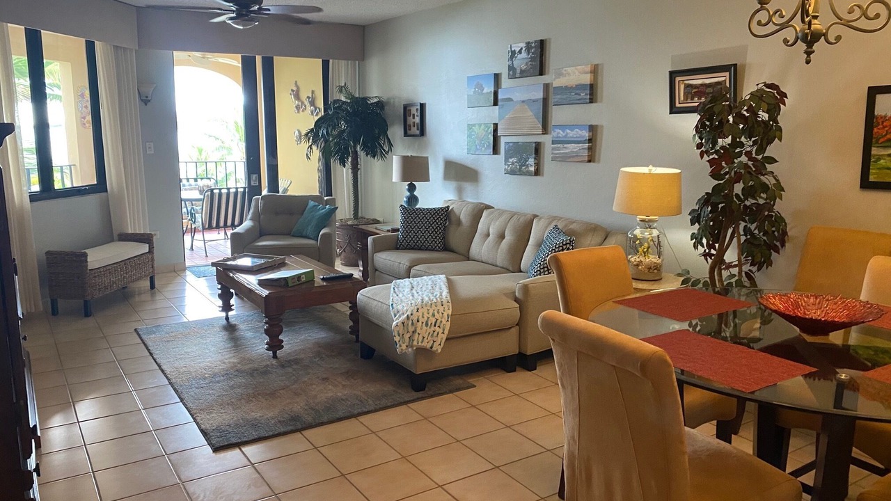 Photo of Livingroom in Candelero Abajo