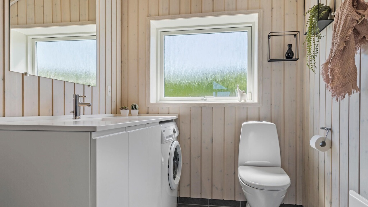 Photo of Bathroom in Diernæs