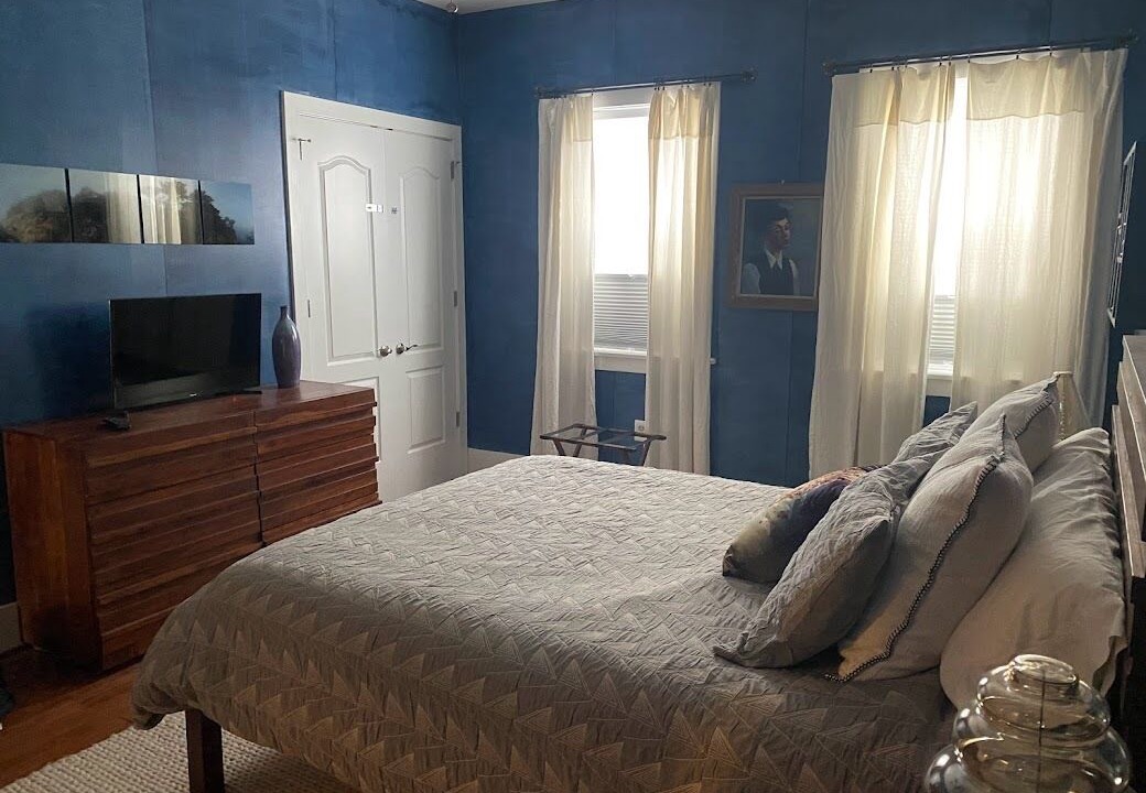 Photo of Bedroom in Bloomingdale