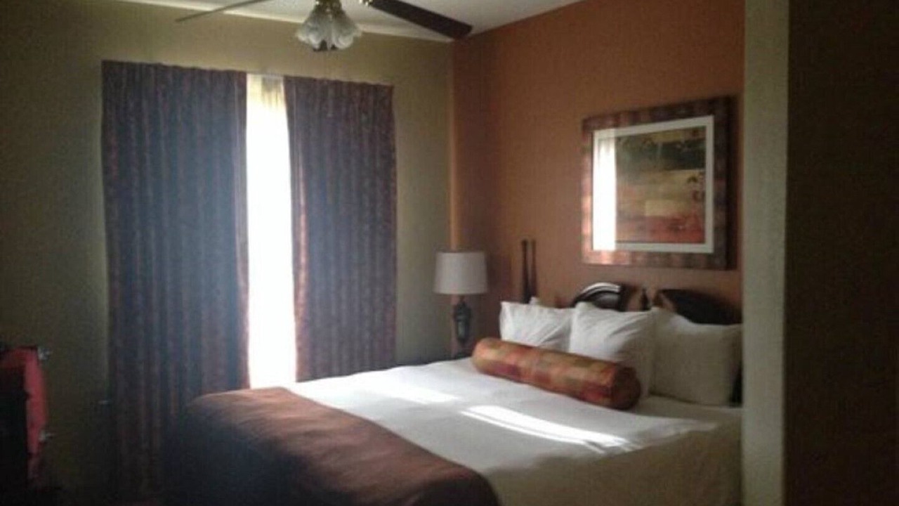 Photo of Bedroom in Inglewood