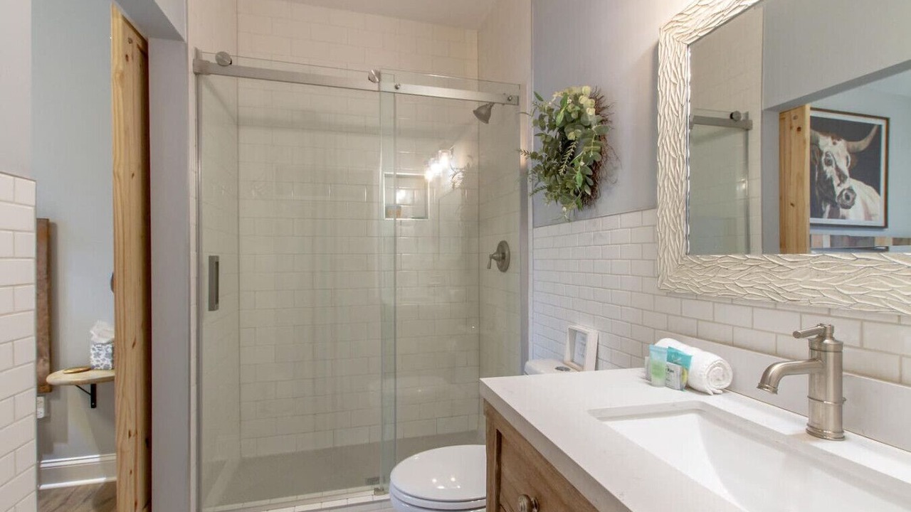 Photo of Bathroom in Woodbine