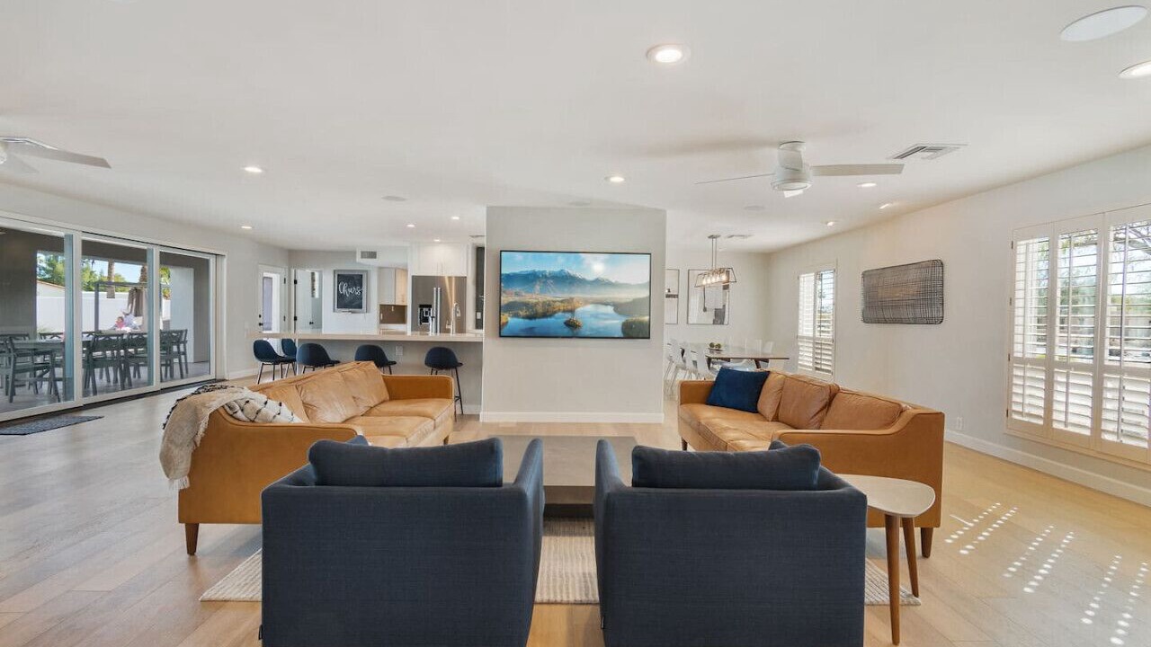 Photo of Livingroom in Chaparral Estates