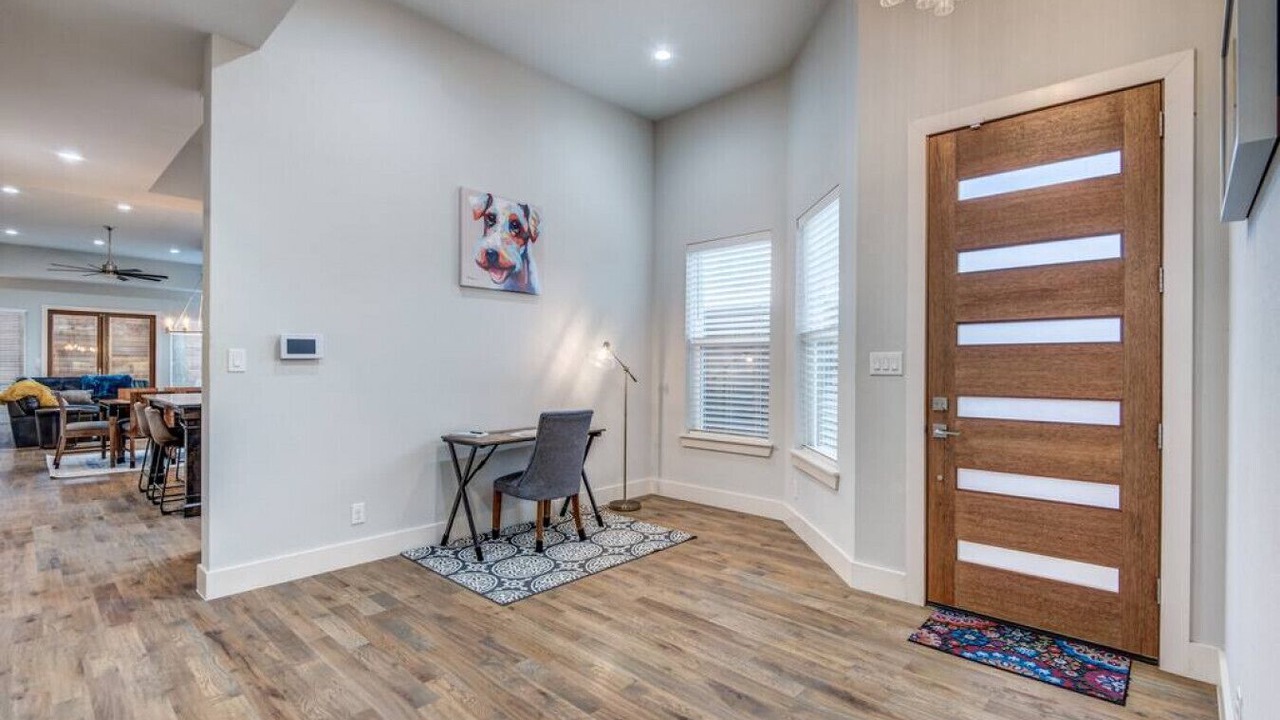 Photo of Others in Old East Dallas