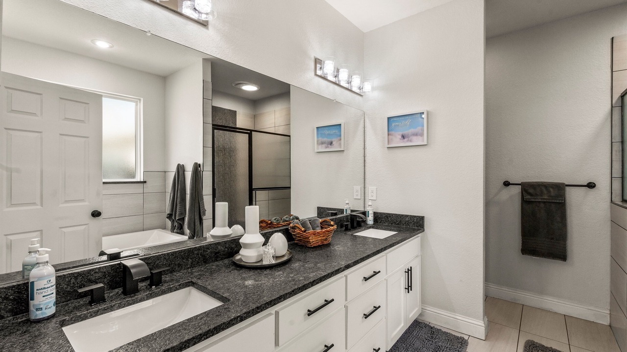 Photo of Bathroom in Gun Barrel City