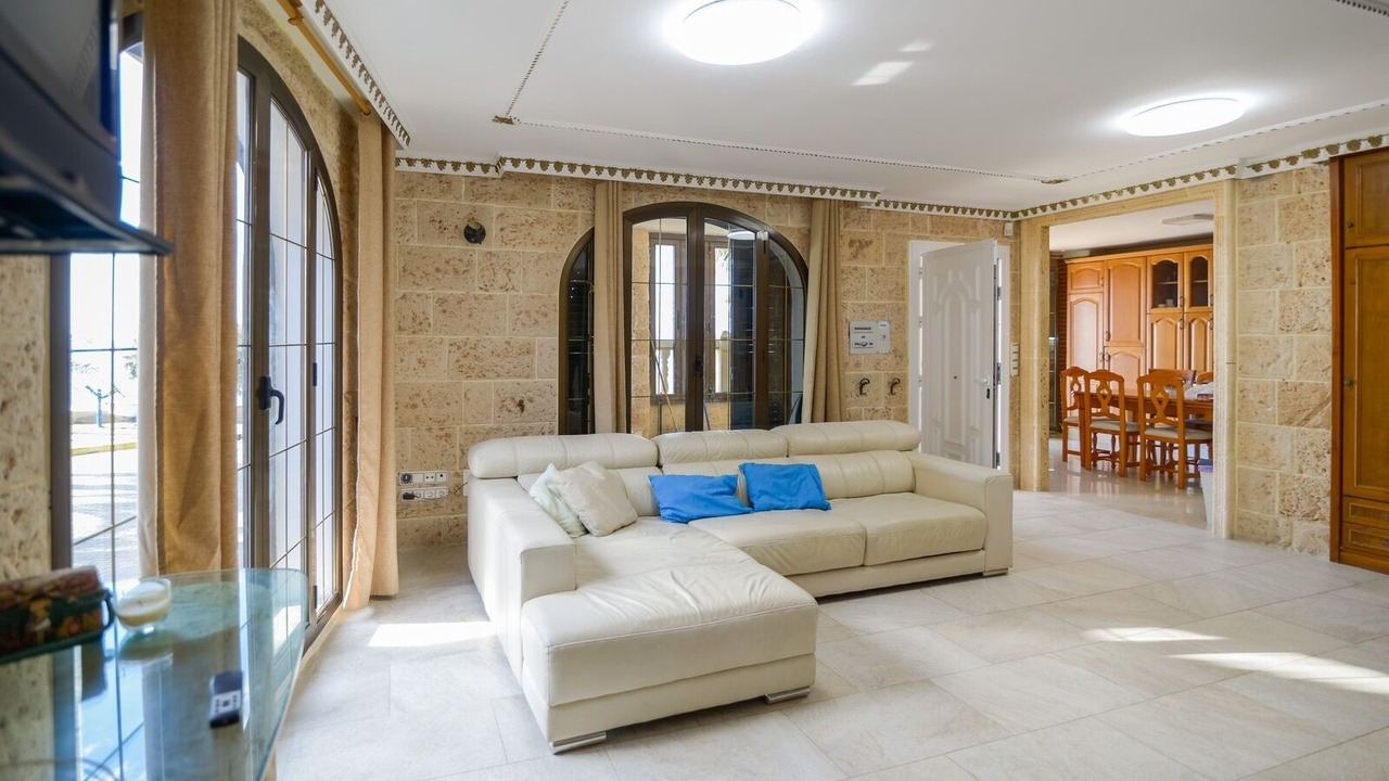 Photo of Livingroom in Adra