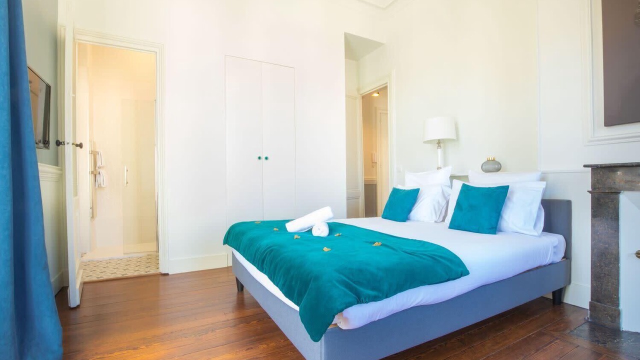 Photo of Bedroom in Hotel de Ville - Quinconces