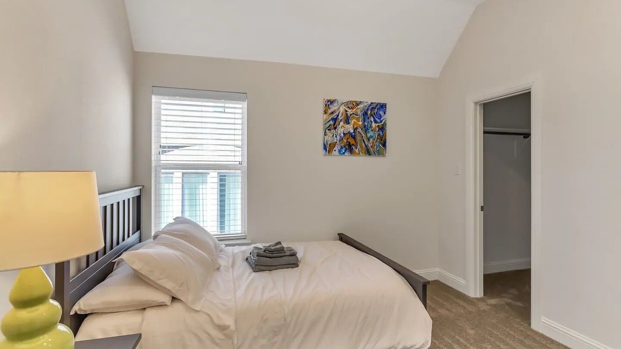 Photo of Bedroom in Valley Ranch