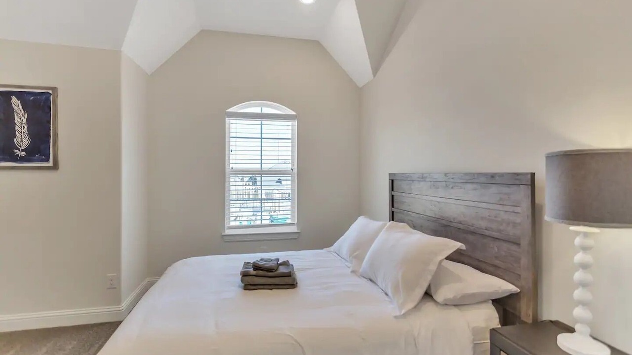 Photo of Bedroom in Valley Ranch