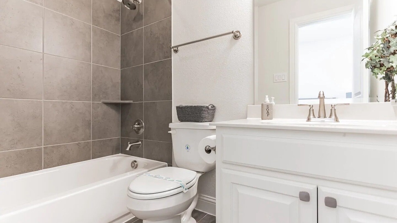Photo of Bathroom in Valley Ranch